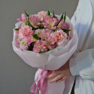 Букет «Трио пинк»