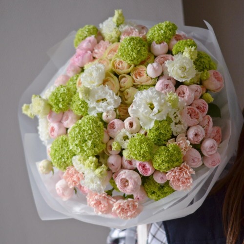 Букет №113 с эустомой и вибурнумом