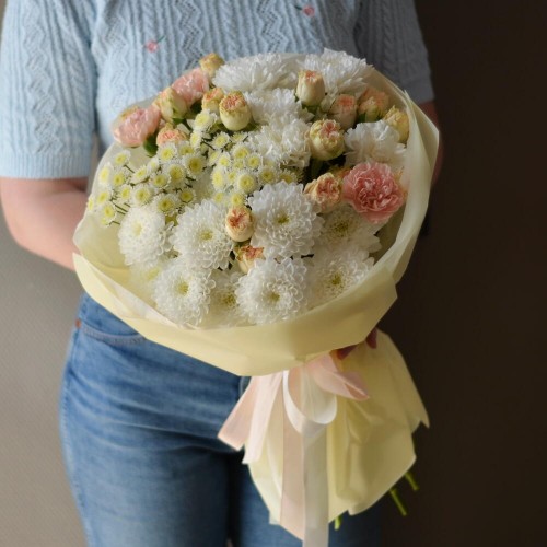 Букет №116 персиковые диантусы и хризантемы