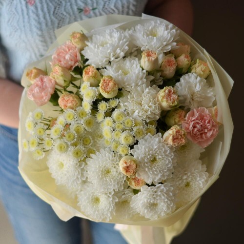 Букет №116 персиковые диантусы и хризантемы