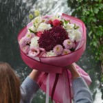 Bouquet No. 6 for a stylish and charming woman