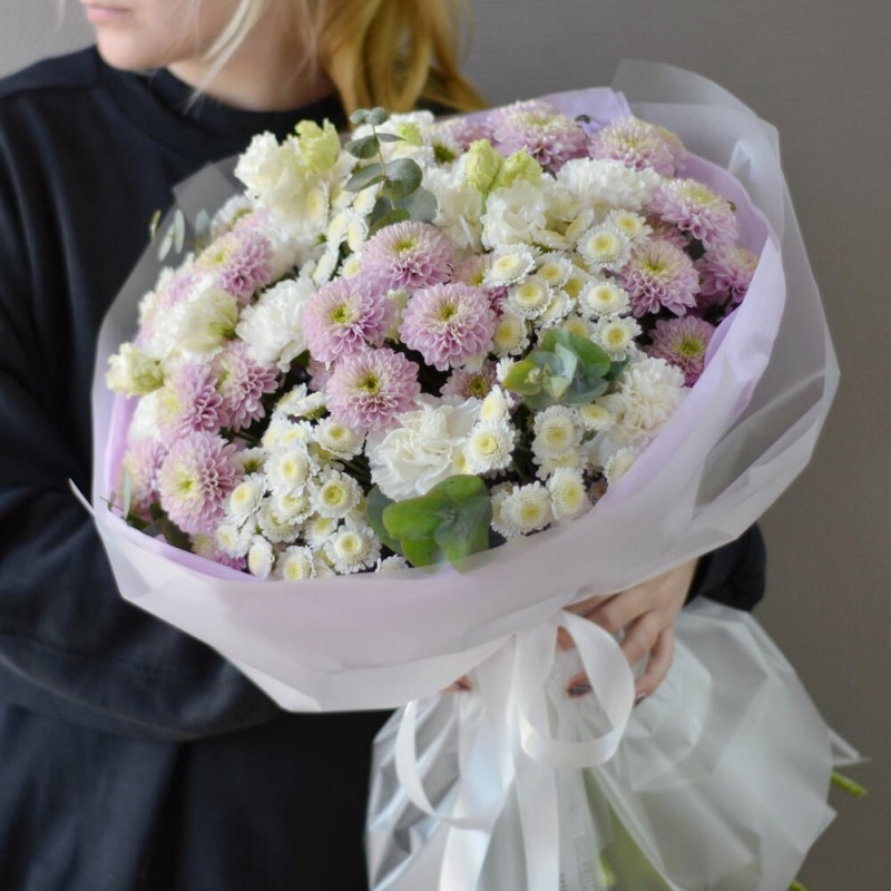 Bouquet No. 133, purple chrysanthemums