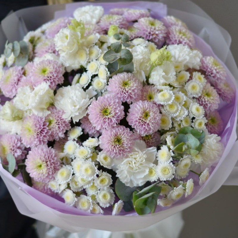 Bouquet No. 133, purple chrysanthemums