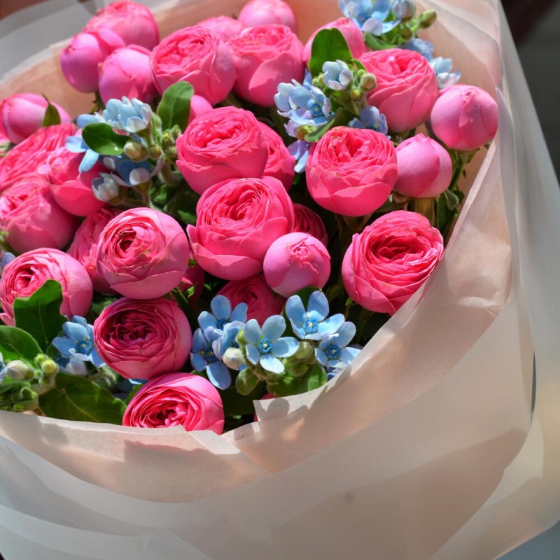 Bouquet No. 135 forget-me-nots and Giselle