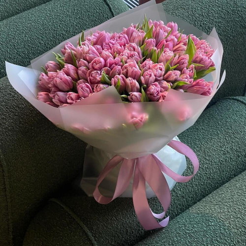 Bouquet of 21 peony lavender tulips