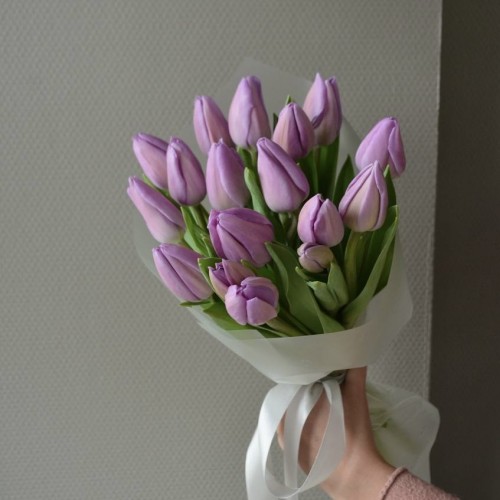 Букет из 15 тюльпанов лавандовых