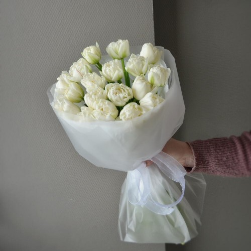 Букет из 21 пионовидного тюльпана белого
