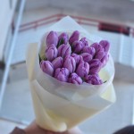 Букет из 21 пионовидного тюльпана лавандового