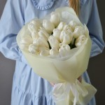 Букет из 21 белого тюльпана купить в Минске