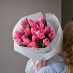 Букет из 21 тюльпана розового