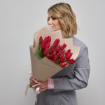 Букет из 25 красных тюльпанов