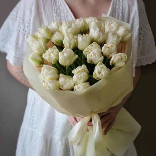 Bouquet of 31 white peony tulips