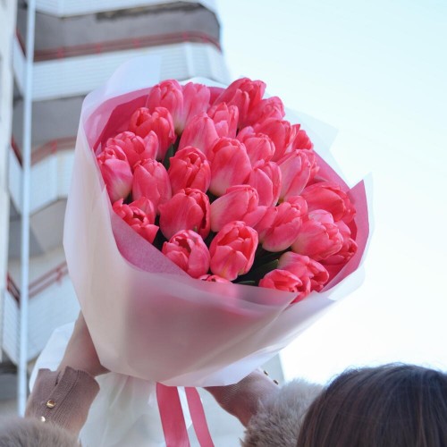 Букет из 31 тюльпана Super Model