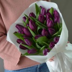 Bouquet of 31 purple tulips