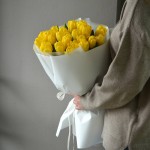Букет из 31 тюльпана желтого