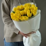 Букет из 31 тюльпана желтого