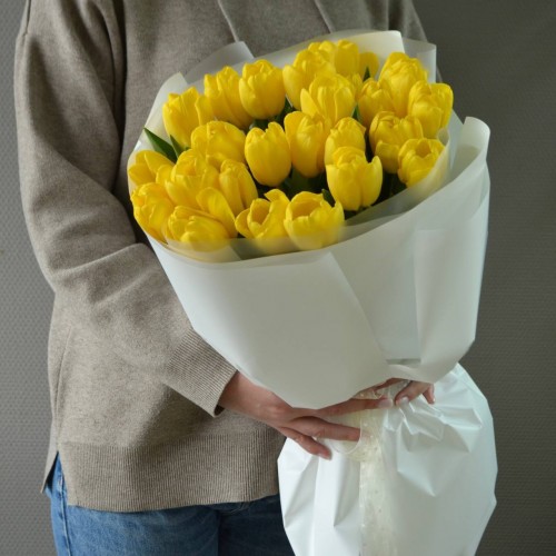 Букет из 31 тюльпана желтого