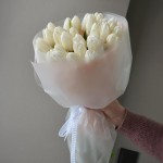 Bouquet of 31 white tulips
