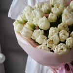 Букет из 35 пионовидных тюльпанов белых