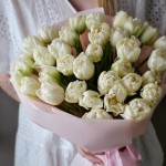 Букет из 35 пионовидных тюльпанов белых