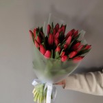 Букет из 35 красных тюльпанов