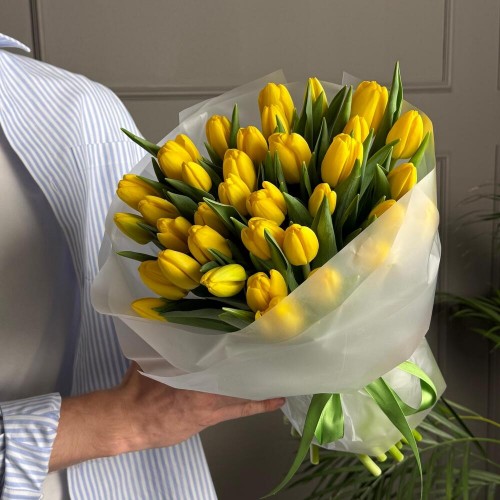 Букет из 35 тюльпанов желтых