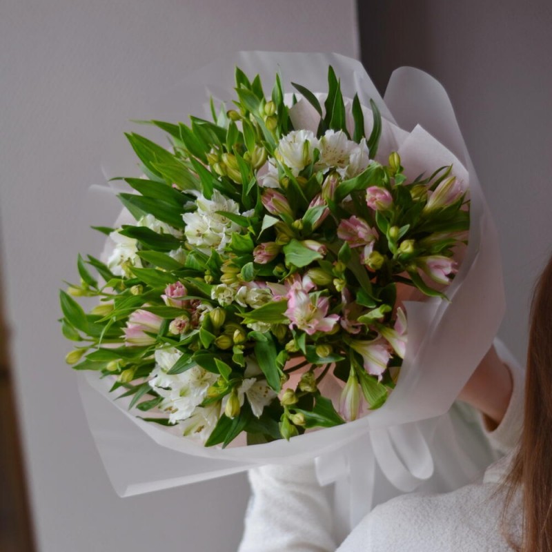 Букет из 15 альстромерий (WHITE & PINK)