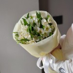 Букет из 9 альстромерий белых