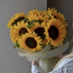 Букет из 15 подсолнухов