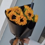 Букет из 7 подсолнухов