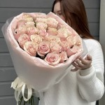 Bouquet of 31 Pink Mondial roses