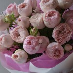 Букет «Зефирный» из 7 пионовидных кустовых роз