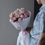 Букет «Зефирный» из 7 пионовидных кустовых роз